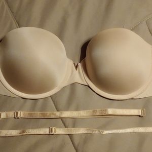 NWOT Victoria's Secret Multi-Way Push-Up